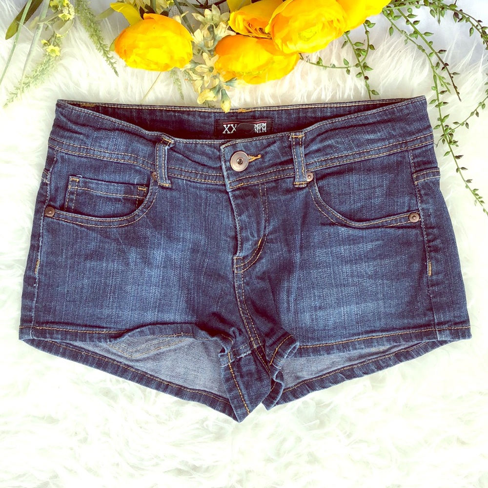 XXI Premium Denim women’s Shorts 27
